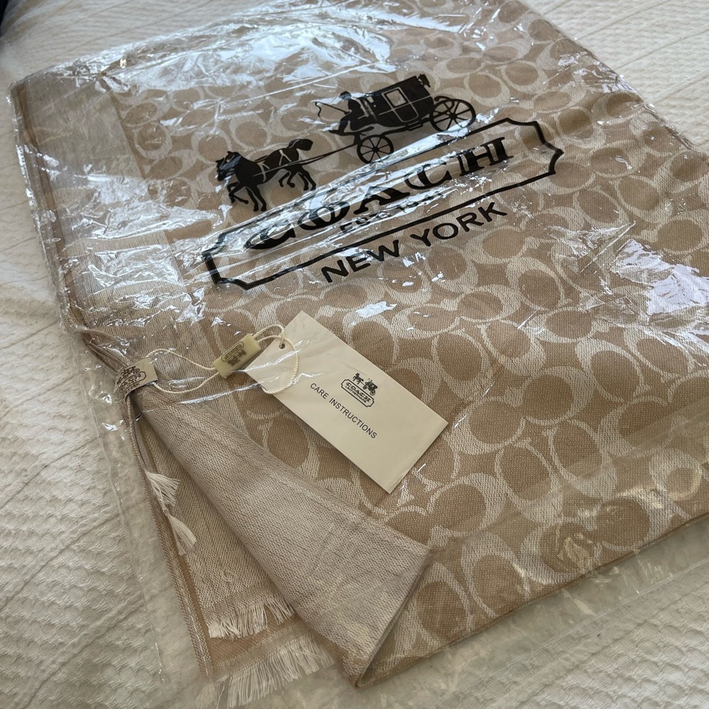 COACH Scarf NWT